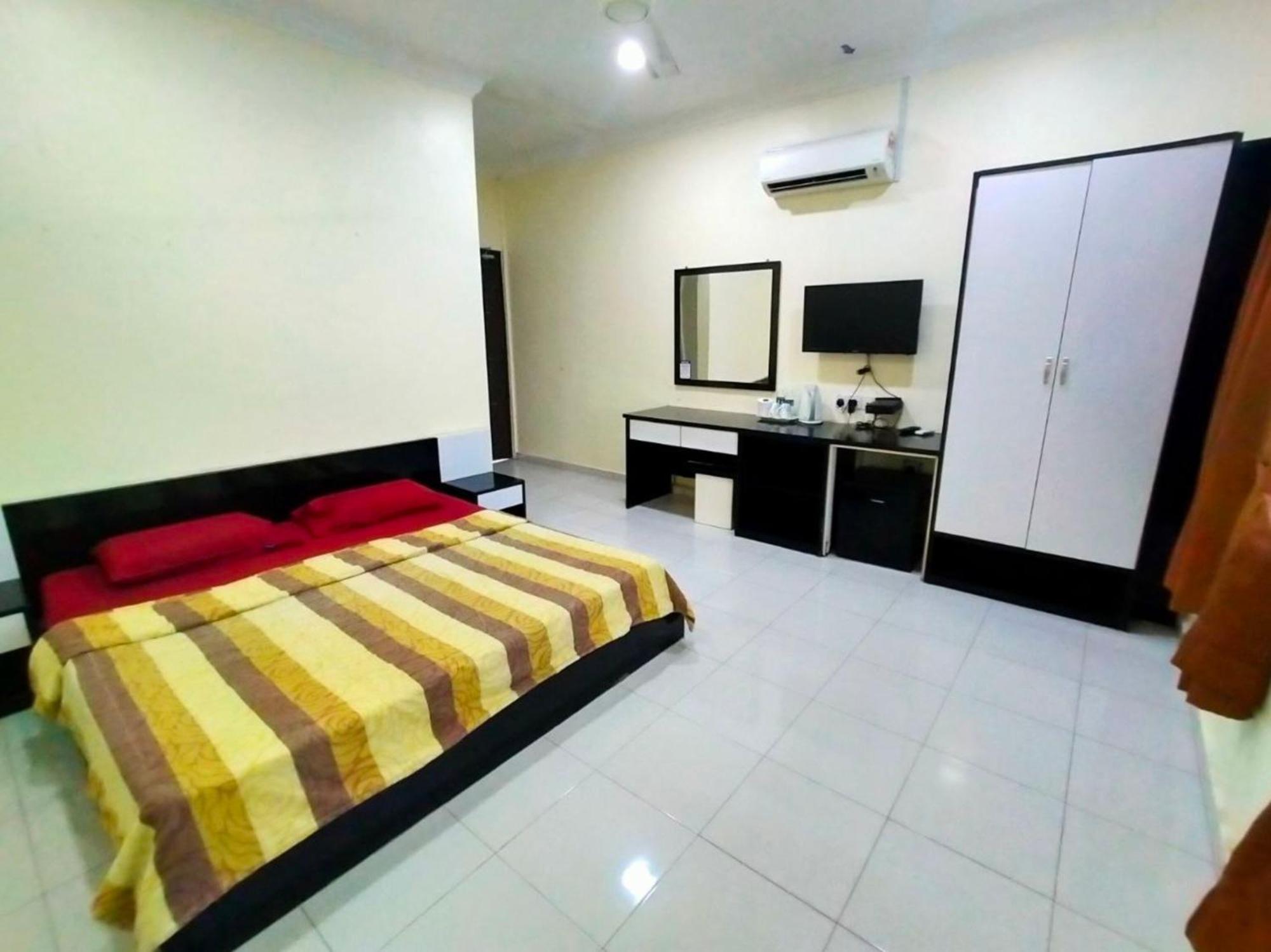 Capital O 91118 Chalet Seri Idaman Bayan Lepas Luaran gambar