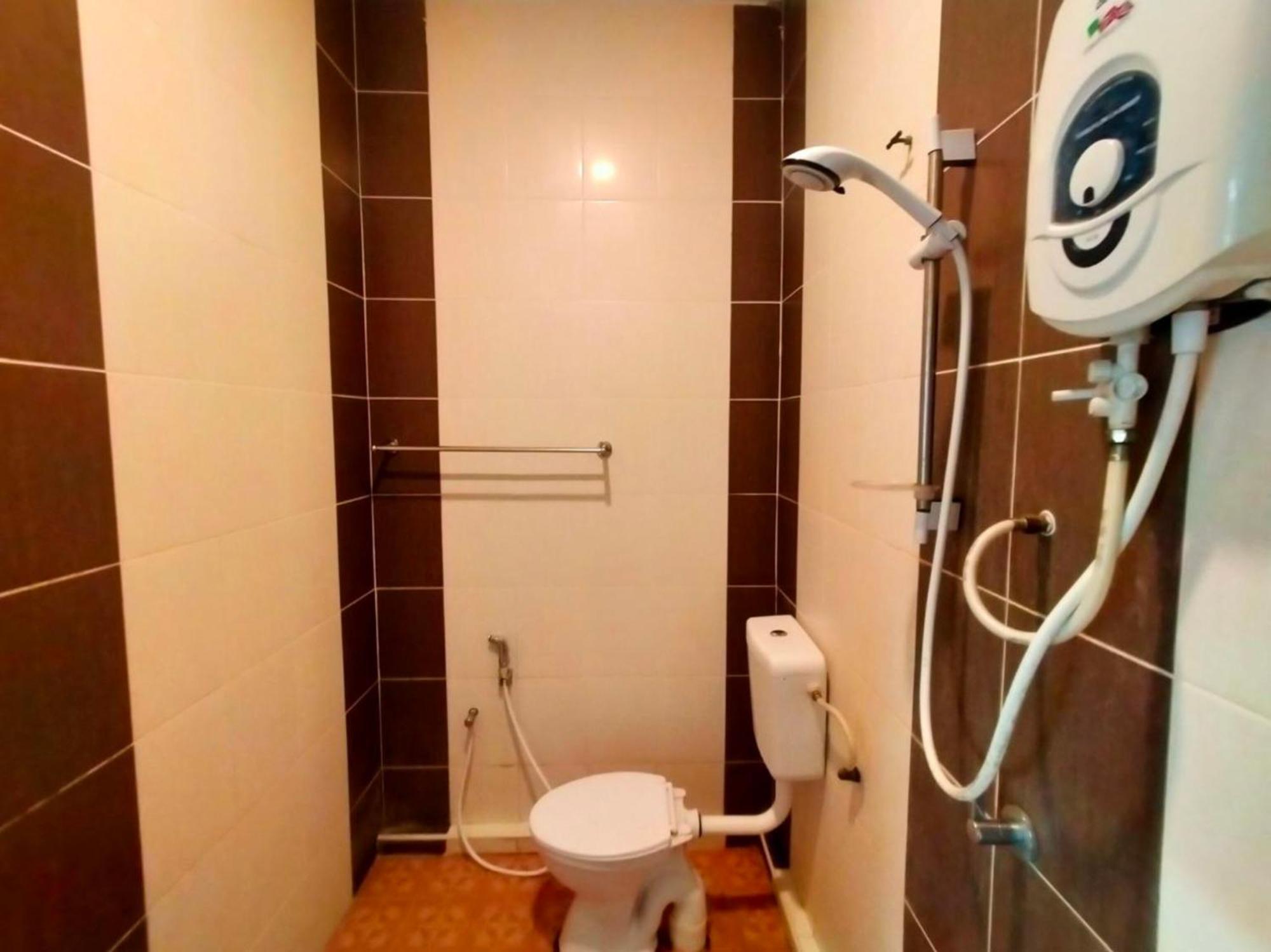 Capital O 91118 Chalet Seri Idaman Bayan Lepas Luaran gambar