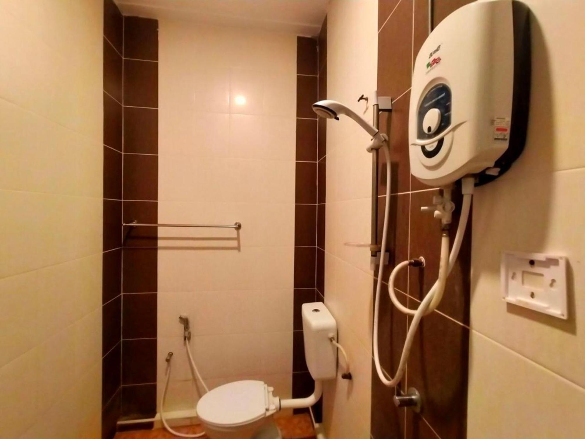 Capital O 91118 Chalet Seri Idaman Bayan Lepas Luaran gambar